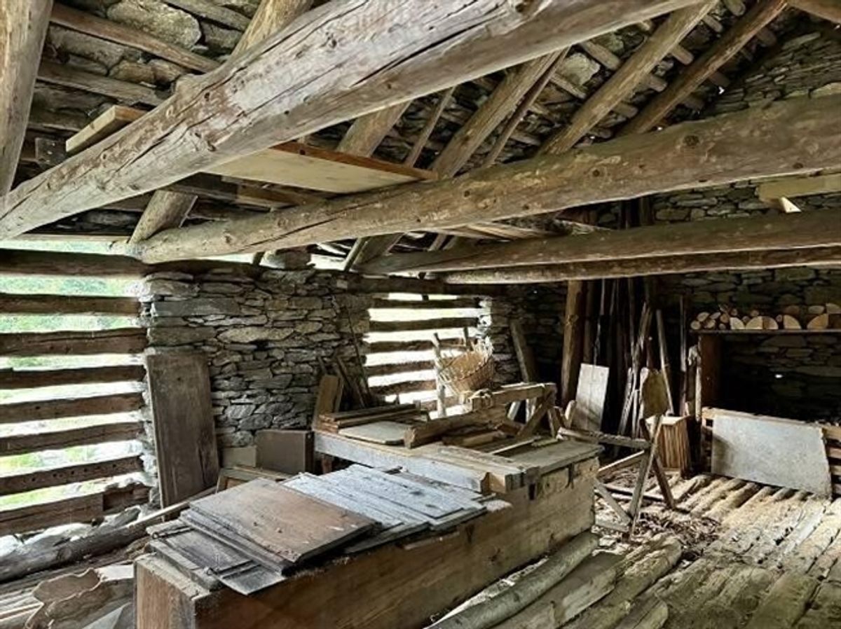 4.Zimmer-Rustico zum Ausbauen mit viel ebenem Wiesland / 4-Zimmer-Rustico zum Renovieren mit viel Wiesland - 3