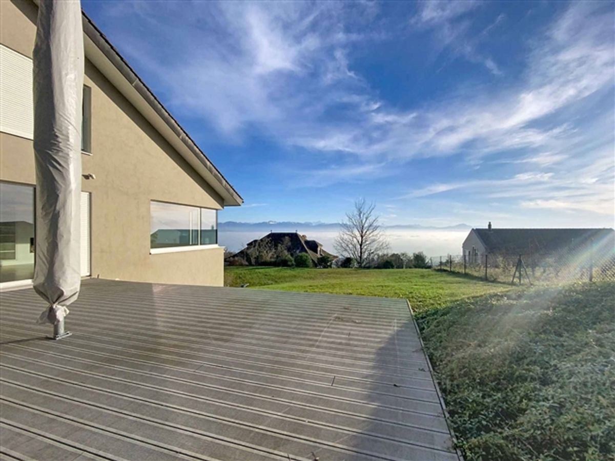 Moderne Villa mit Panoramablick auf den See - 4