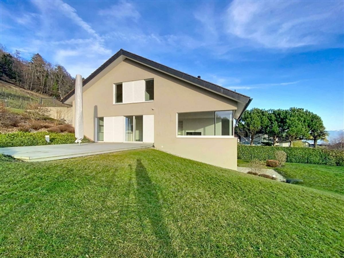 Moderne Villa mit Panoramablick auf den See - 10