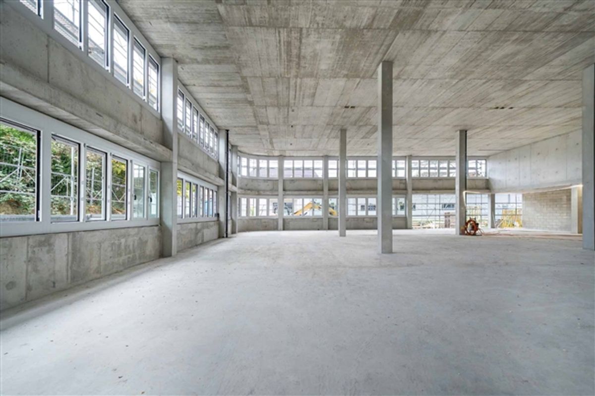 Oberes Stockwerk steht in einem neuen Bastelgebäude zum Verkauf - 6