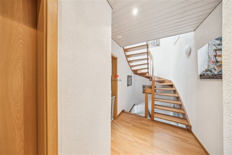 Top Lage für Familien – Schule und Kindergarten nebenan! - 9