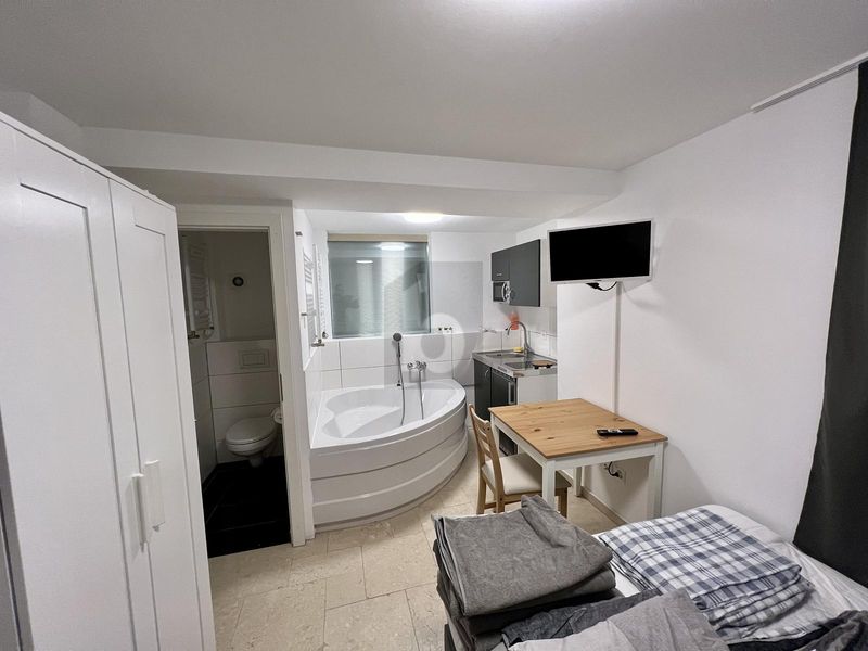 HOTEL ALS KAPITALANLAGE MIT ENTWICKLUNGSPOTENZIAL - 4