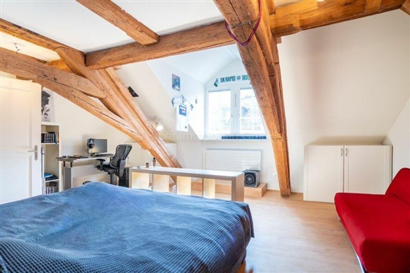 Charmante 4.5 Zimmer Triplexwohnung an einmaliger Lage - 9