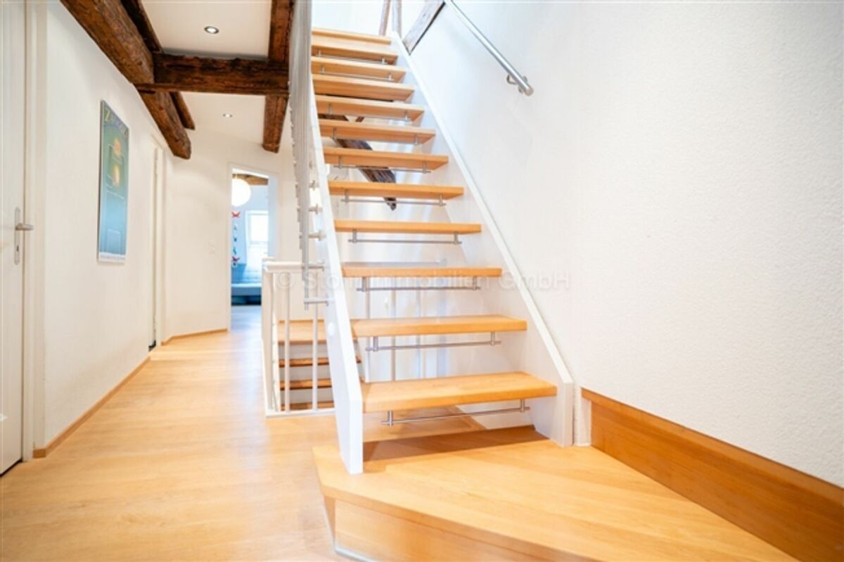 Charmante 4.5 Zimmer Triplexwohnung an einmaliger Lage - 9
