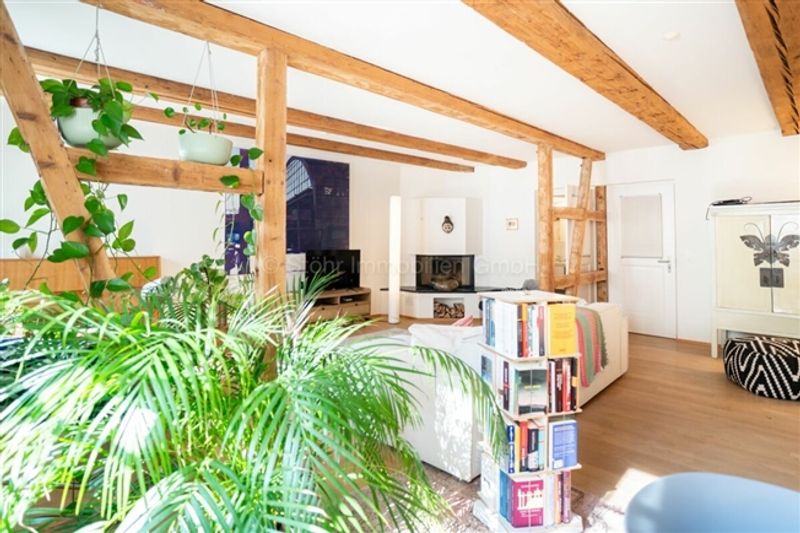 Charmante 4.5 Zimmer Triplexwohnung an einmaliger Lage - 14