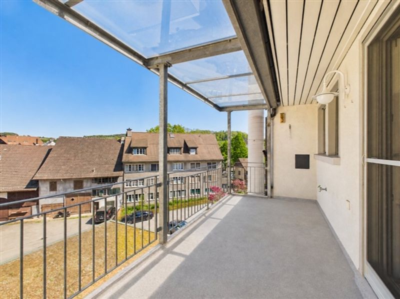 ZENTRAL WOHNEN MIT CHARME UND GROSSZÜGIGEM RAUMANGEBOT - 7