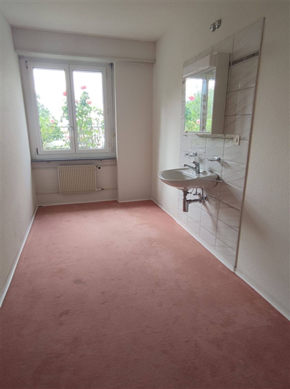 Hobbyzimmer am Zugerberg mit toller Aussicht zu vermieten - 1