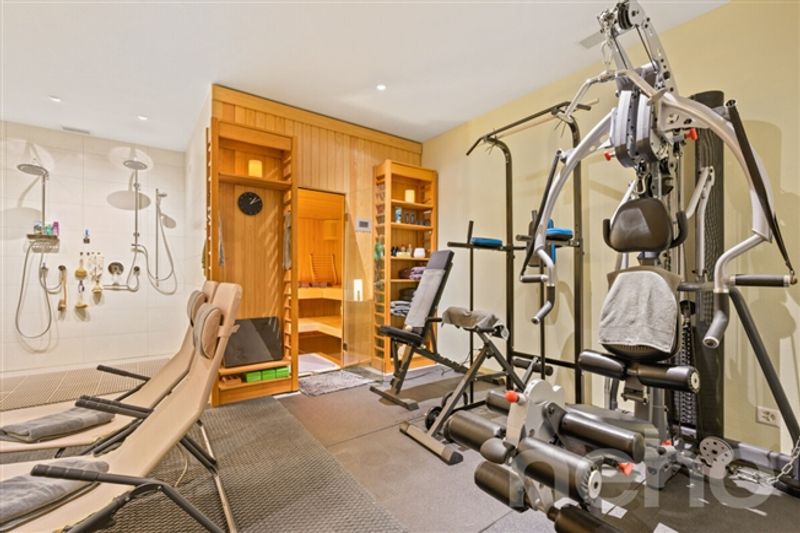 5 Room attic apartment - 10