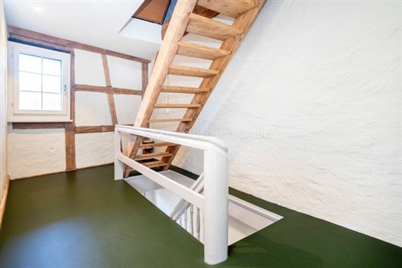 Totalsaniertes 6.5-Zimmer Mittelhaus mit historischem Charakter in Oberwinterthur - 12