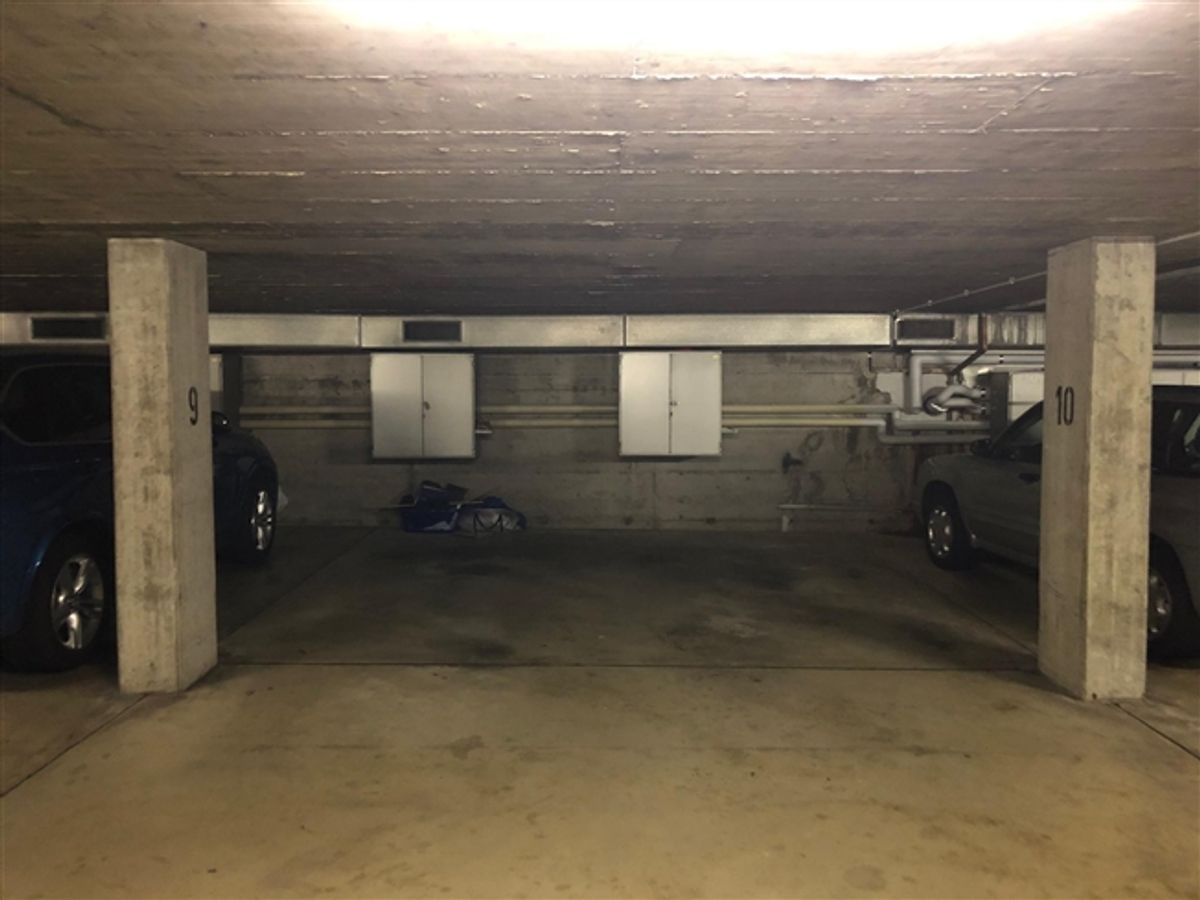 Suchen Sie einen Einstellhallenplatz für Ihr Auto - 1