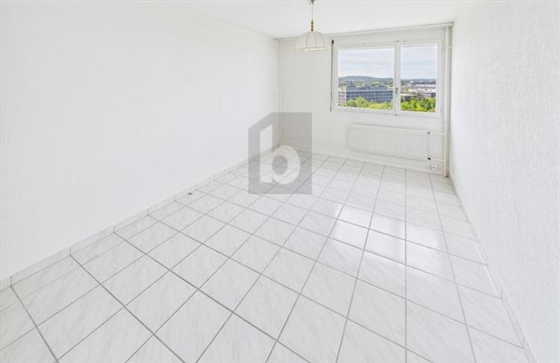 HELL, ZENTRAL UND MIT AUSSICHT (NICHT IM BAURECHT) - 3