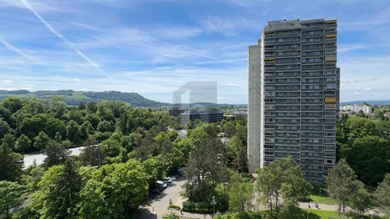 HELL, ZENTRAL UND MIT AUSSICHT (NICHT IM BAURECHT) - 5