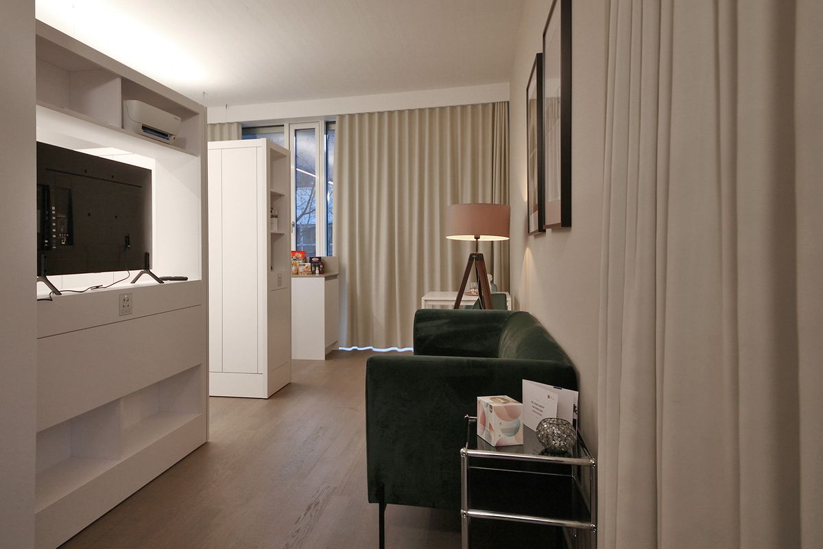 Modern apartment closed to Zurich - 1