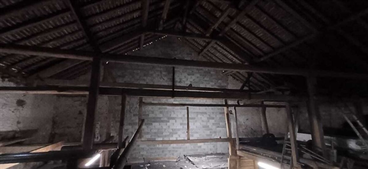 Alte Immobilie als Lagerhaus mit Wohnpotenzial zu verkaufen - 4
