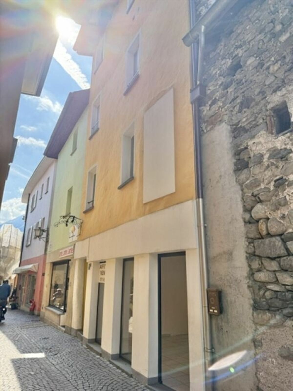 ZU VERKAUFEN IM BORGO VON ASCONA - Hübsches Geschäft mit Innenhof - 4