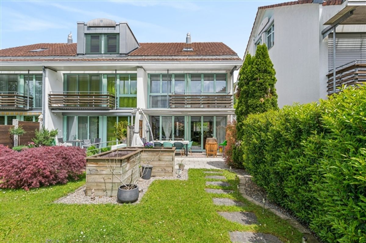 Ein Zuhause für alle Jahreszeiten - Garten im Sommer, Cheminée im W. - 0