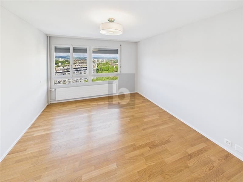 MODERN MIT PANORAMA WEITSICHT - 5