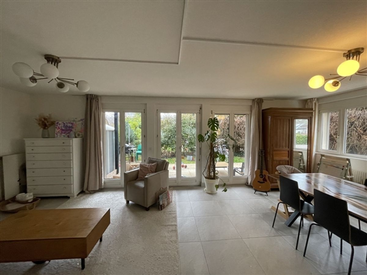 HAUS 51/2 ZIMMER IN VILLENEUVE (VD), MÖBLIERT, BEFRISTET - 1
