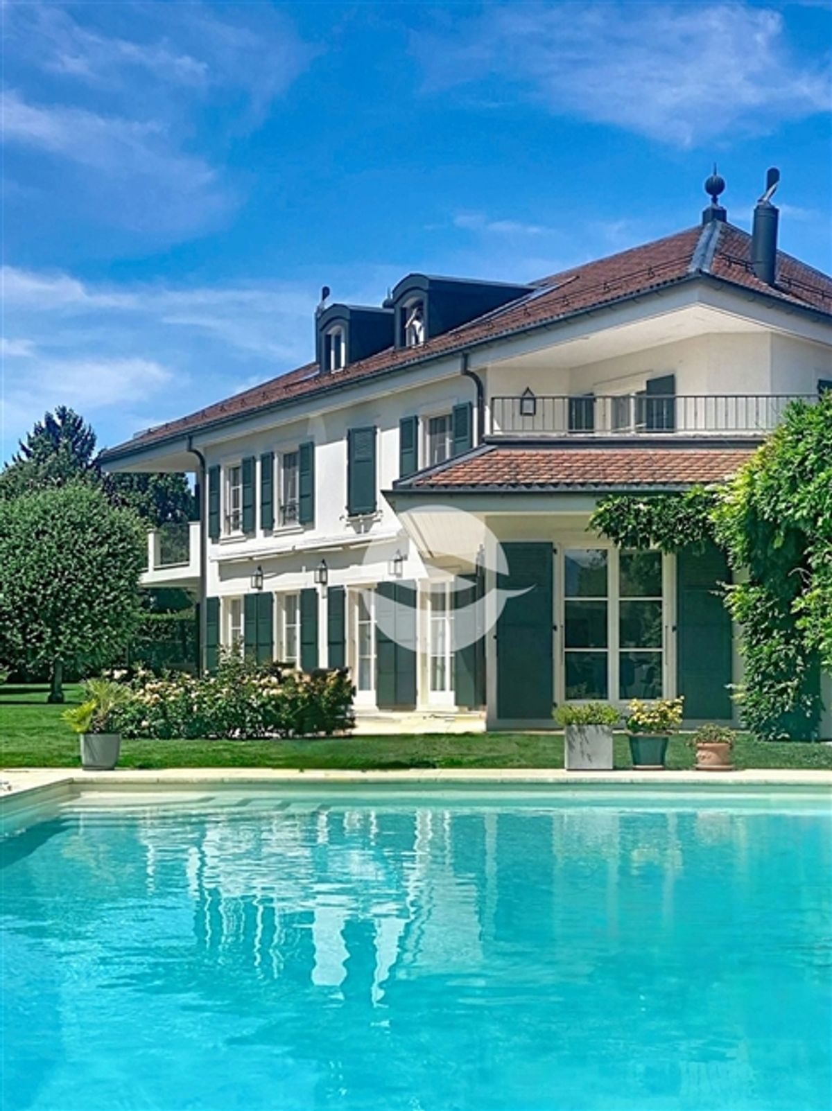 Wunderschöne 10,5-Zimmer-Villa + unabhängiges Studio - 8