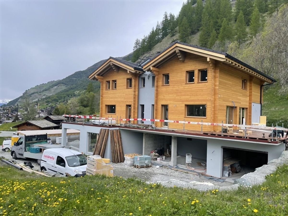Hervorragende 4,5-Zimmer-Wohnung mit Gartenniveau in Evolène - 0