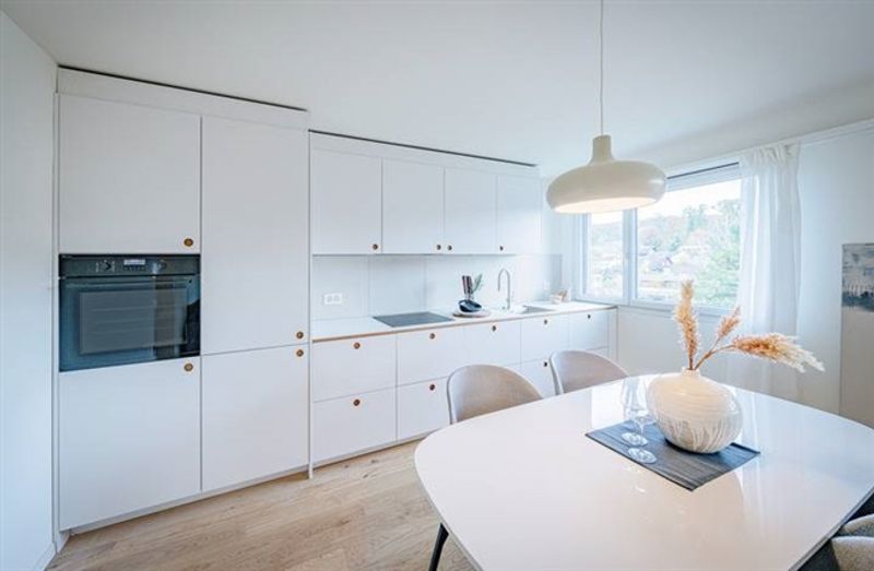 TOLLE 4.5 ZIMMER WOHNUNG - TIPTOP  TOTALSANIERT - 5