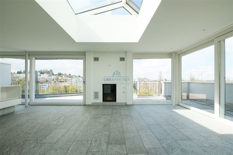 Wohnen über den Dächern von Binningen – luxuriöse Attika-Maisonette - 3