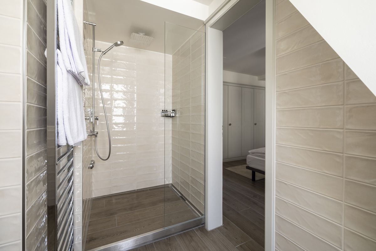 2 Bedroom Duplex Serviced Apartment Beckenhof - 4
