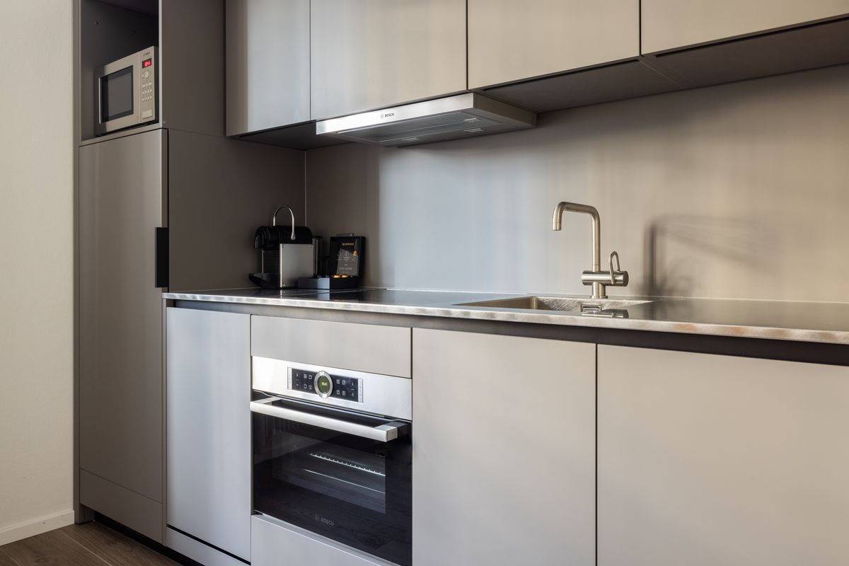 2 Bedroom Serviced Apartment Beckenhof - 2