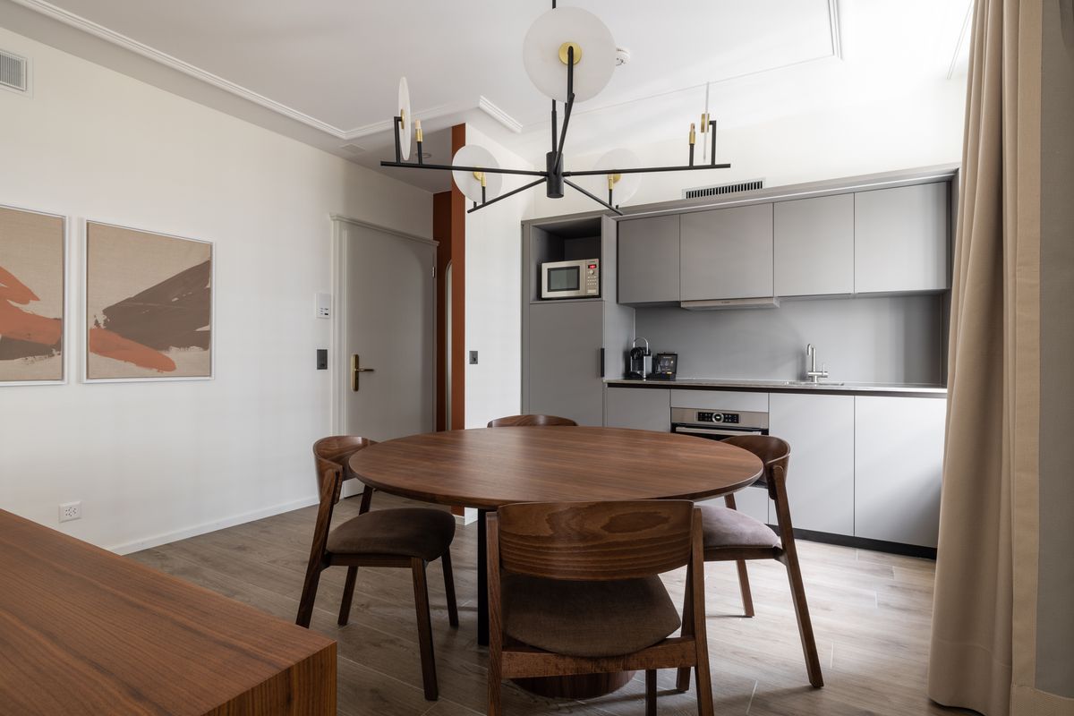 1 Bedroom Serviced Apartment Beckenhof - 2