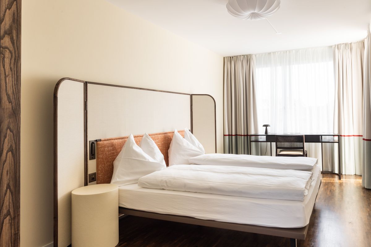 2 Bedroom Penthouse Serviced Apartment Sup Seefeld - 3