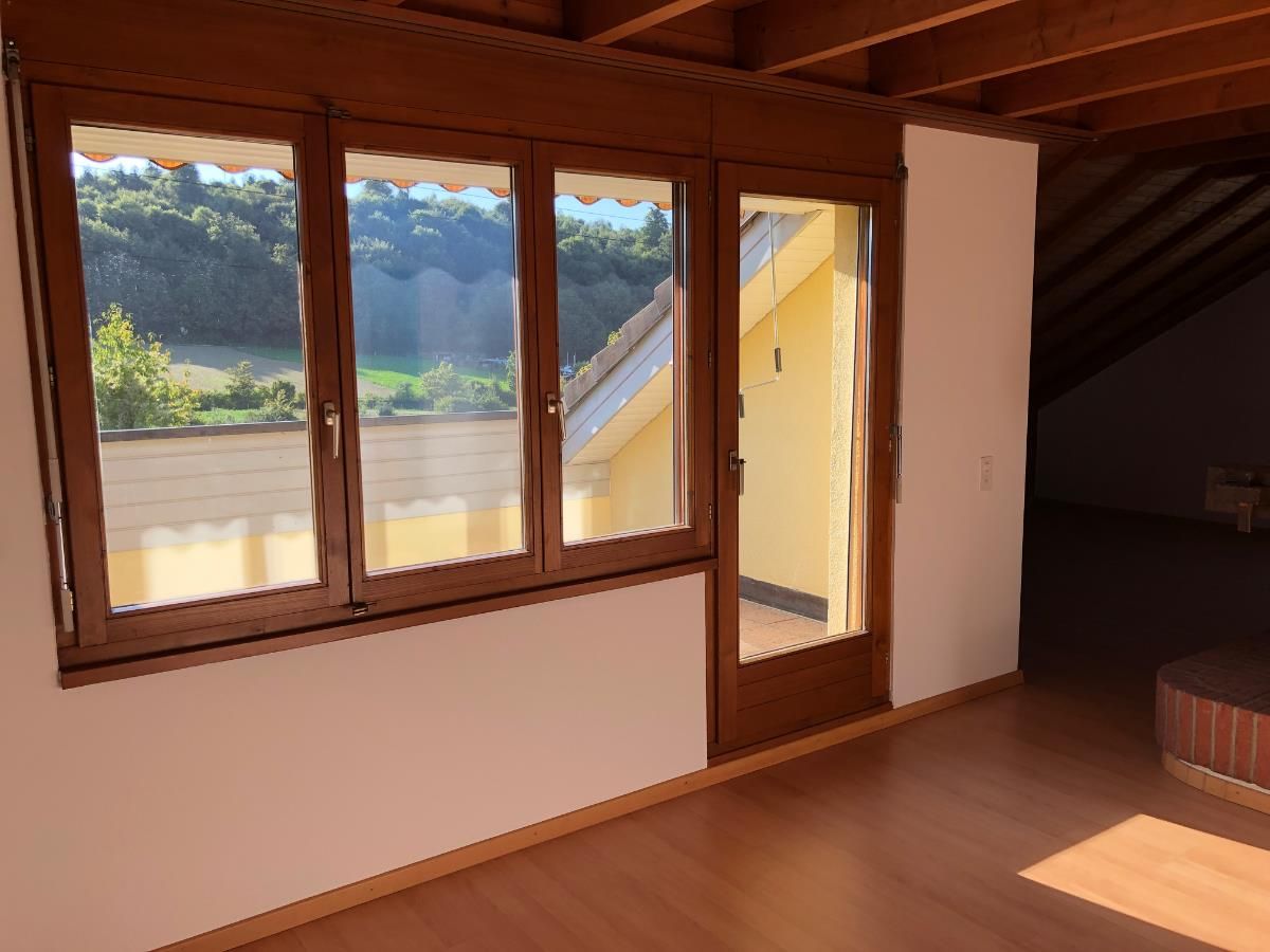 2.5 Zimmer Dachwohnung - 1
