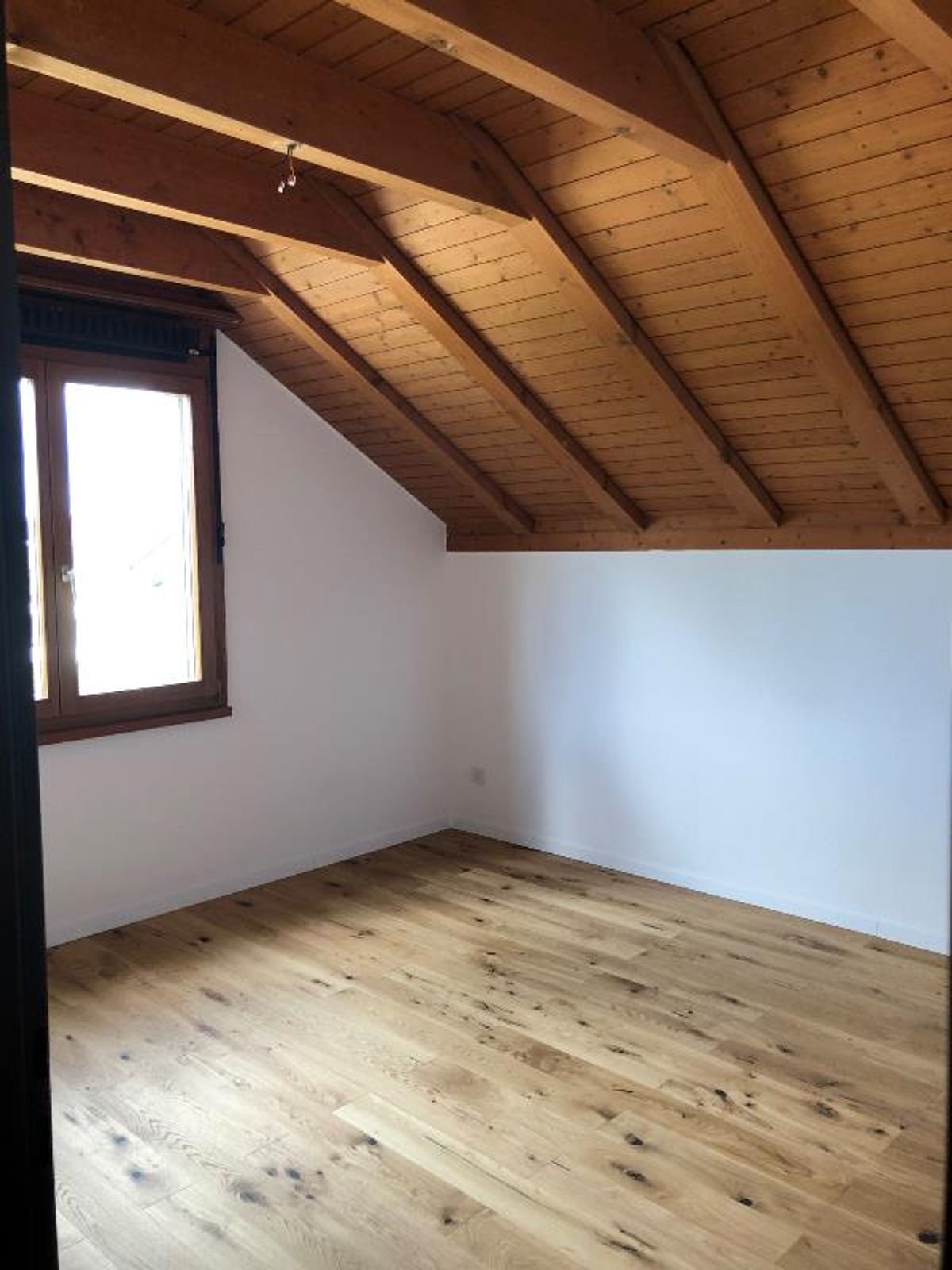 2.5 Zimmer Dachwohnung - 3