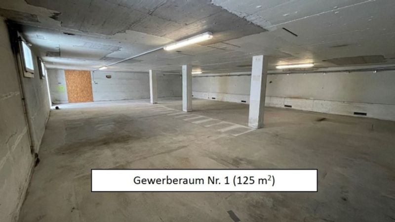 Gewerberäume, Lagerflächen und Parkplätze zu vermieten - 1