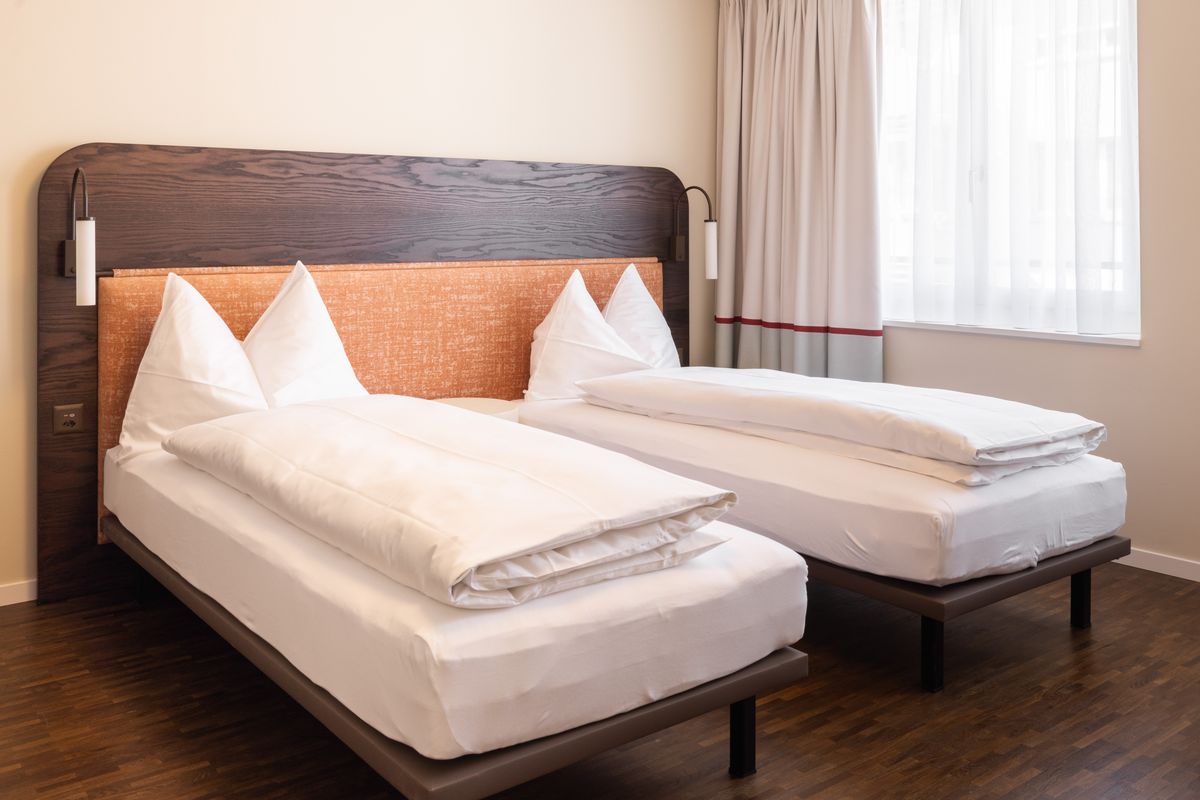 2 Bedroom Serviced Apartment Superior Seefeld - 5