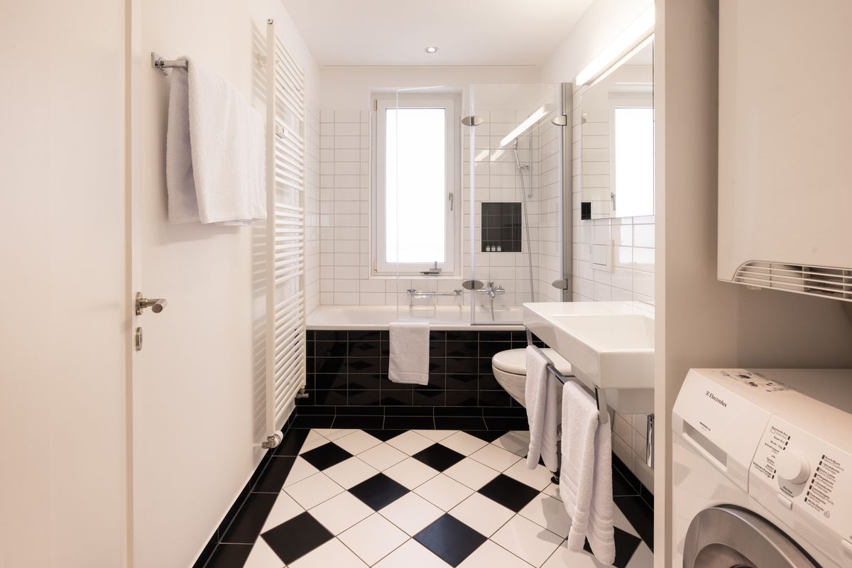 2 Bedroom Serviced Apartment Superior Seefeld - 7