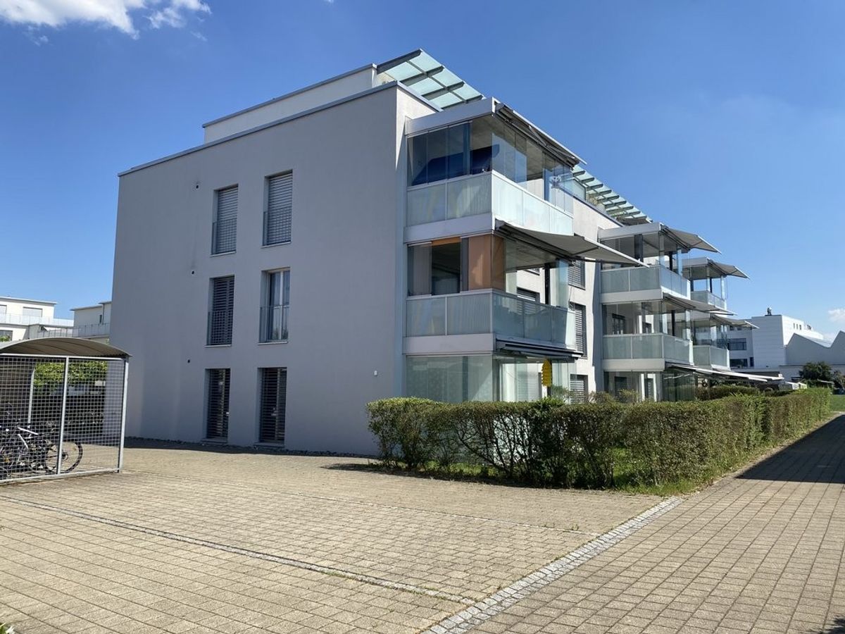 Ihr neues Familienreich - 0