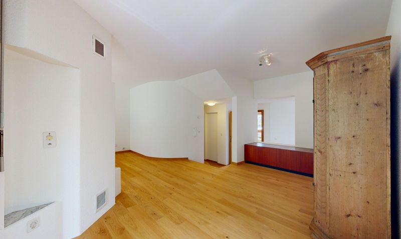 Gepflegtes 6-Zimmer Doppeleinfamilienhaus an bevorzugter Lage - 8