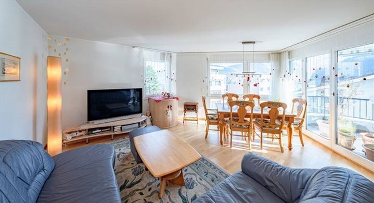 TRAUMHAFTE 4.5-ZIMMER-WOHNUNG MIT SEESICHT IN HERGISWIL NW - 1