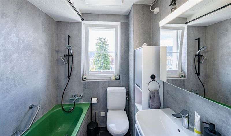 WOHN- UND GESCHÄFTSHAUS MIT POTENZIAL IM HERZEN VON ETTINGEN - 6