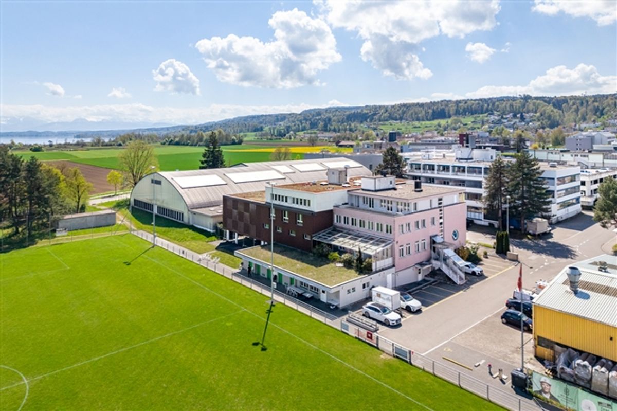 Verkauf Gewerbeliegenschaft in Fällanden ZH - 0