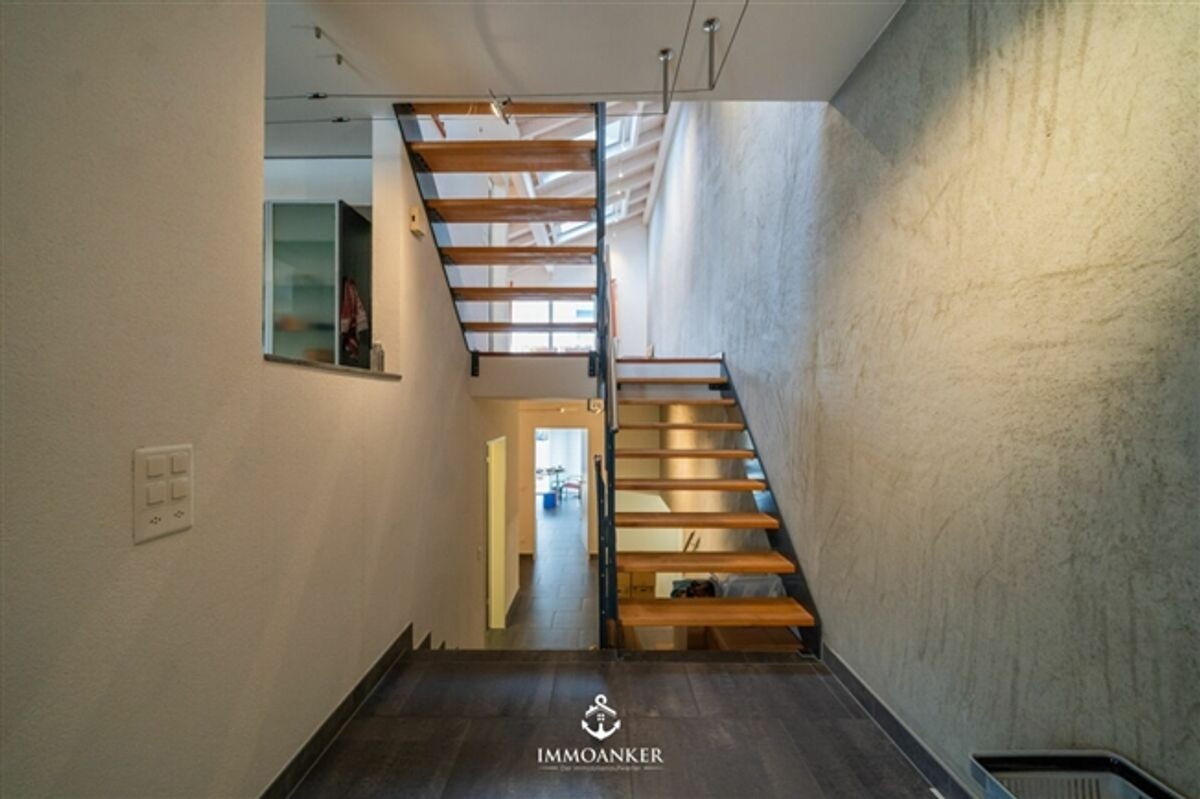 Architektonisches Reihenhaus mit Weite, Licht und Privatsphäre in Gockhausen - 7