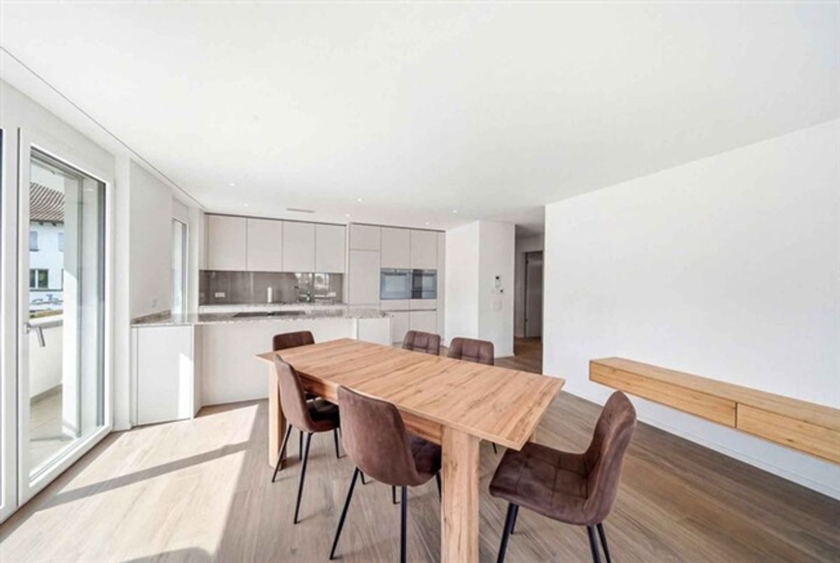 MODERNE 3.5-ZIMMER-EIGENTUMSWOHNUNG MIT BALKON UND MINERGIE-STANDARD - 0