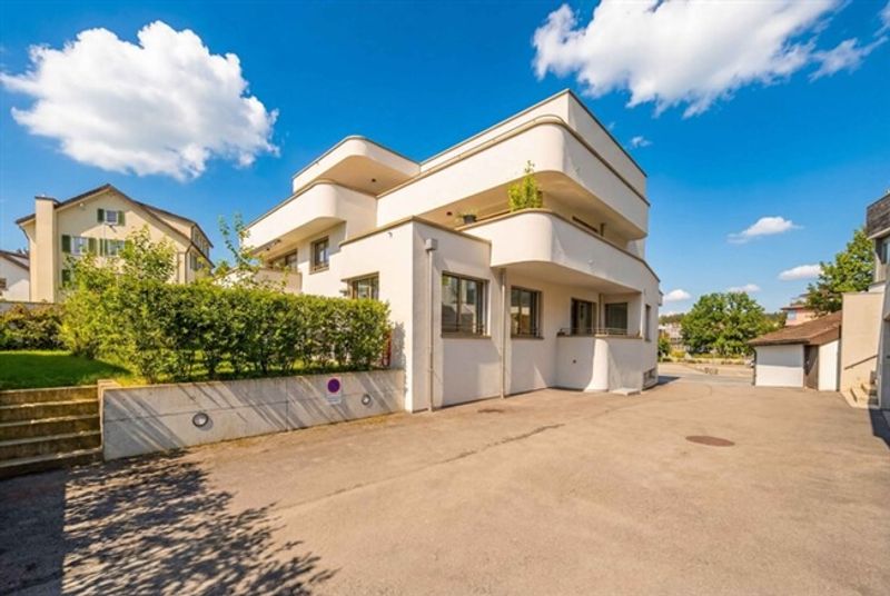 MODERNE 3.5-ZIMMER-EIGENTUMSWOHNUNG MIT BALKON UND MINERGIE-STANDARD - 8