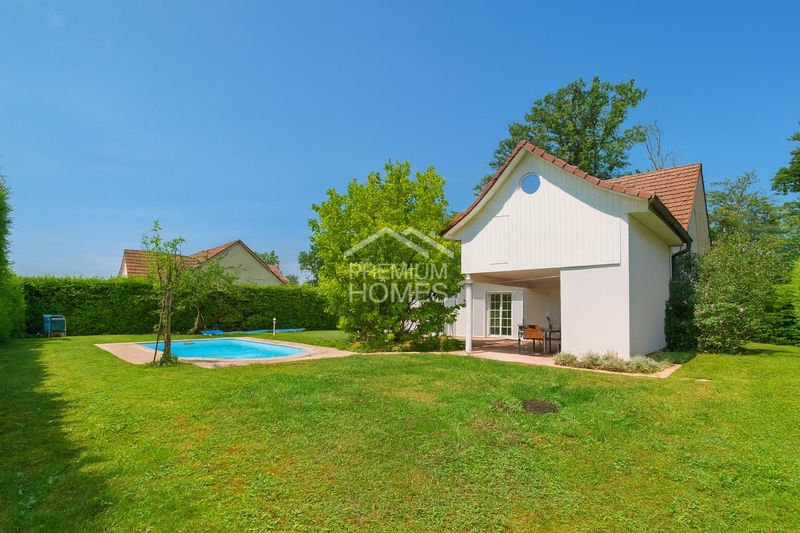 Pool, Garten, Privatsphäre - exklusive Liegenschaft mit Stil - 9