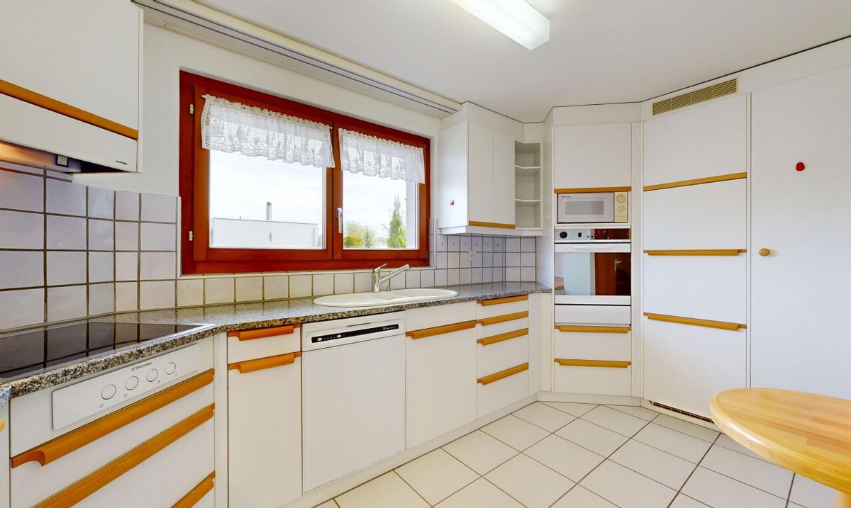 Gepflegtes 6-Zimmer Doppeleinfamilienhaus an bevorzugter Lage - 4