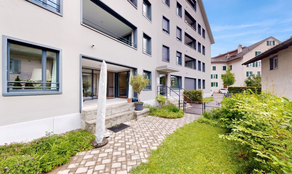 Moderne Neubauwohnung in familienfreundlicher Lage von Uster - 2