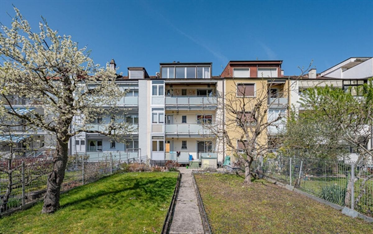 CITY-CHANCE IN  BASEL-HIRZBRUNNEN  MEHRFAMILIENHAUS MIT 4  EINHEITEN - 0