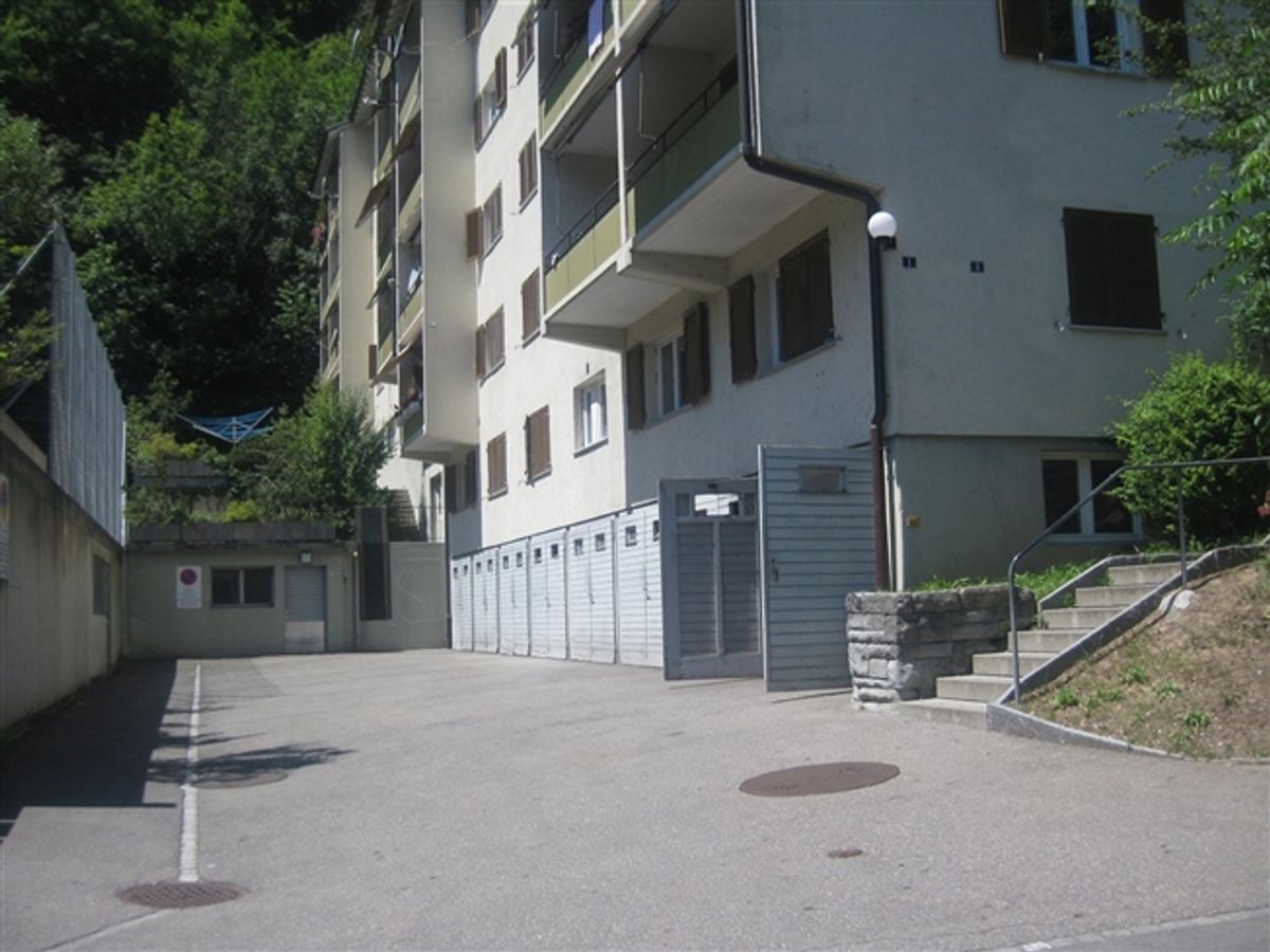 Parkplatz in der Tiefgarage zu vermieten - 0