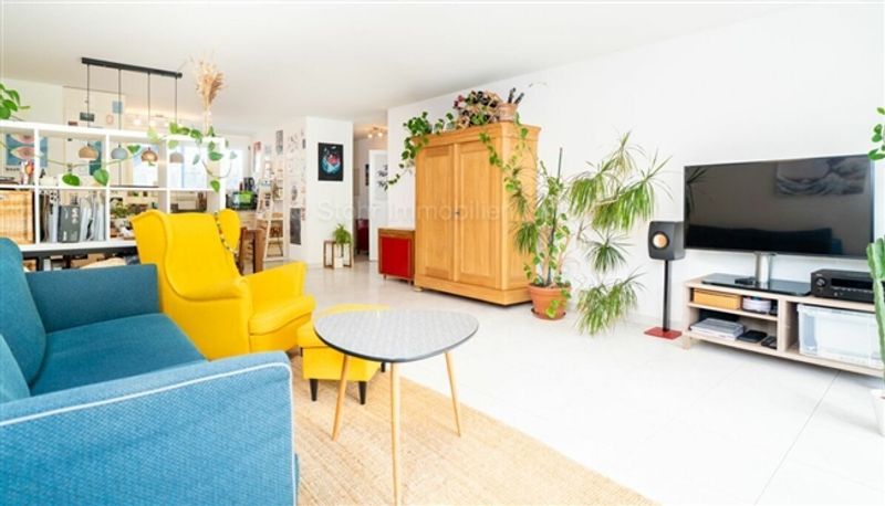 Gepflegte 2.5 Zimmer Wohnung mit grosszügigem Garten - 4