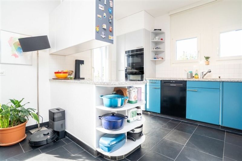 Stilvolle 6.5-Zimmer Maisonettewohnung mit Atelier an toller Lage - 5